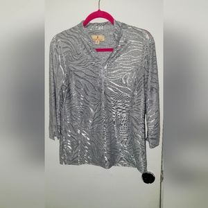 Sport Haley Gray Silver Jacquard V-Neck Popover Shirt 3/4 Sleeve Medium Stretch